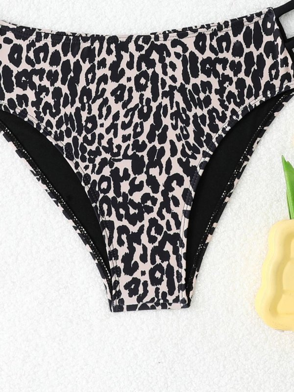 2026 new split swimsuit leopard print minimalist bikini with chest cushion women's sexy beach swimsuit women