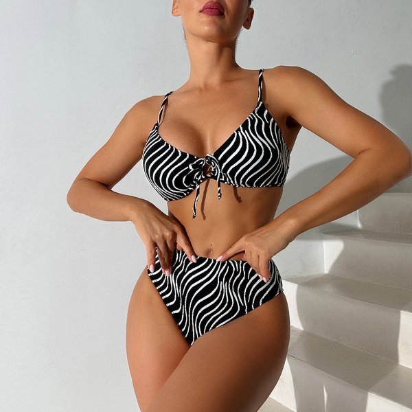 New Split Swimsuit Women\'s Solid Color Sexy Bikini Set