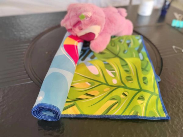 New beach towel with fashionable printed oversized towel