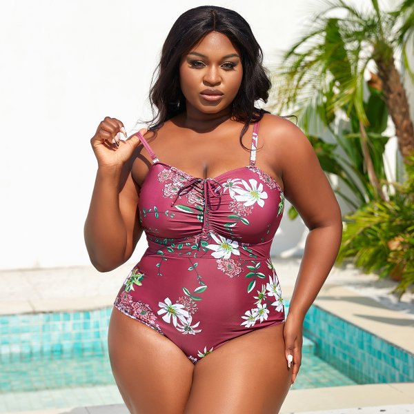 New one-piece swimsuit with printed pleated strapless suspender, plus size swimsuit for women