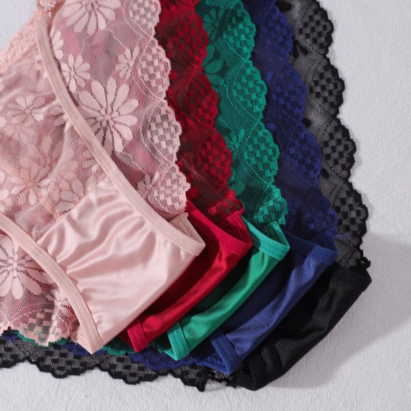 Women's light luxury briefs, featuring sexy lace, breathable lace, thin and smooth, skin-fitting, low-waisted, and half-covered hip