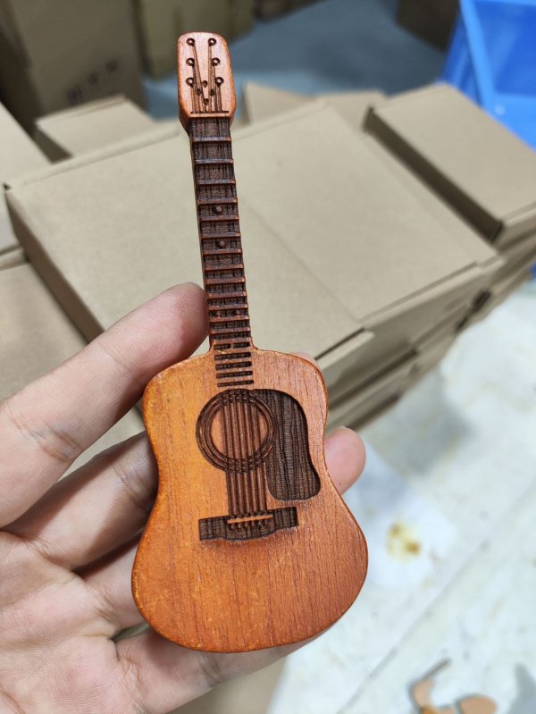 Wooden Acoustic Guitar Pick Box, Wooden Decorative Ornament