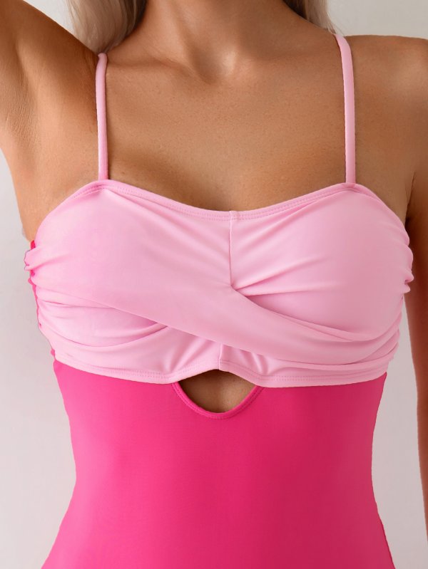 New color blocked one-piece swimsuit ins 2025 new sexy bikini for women