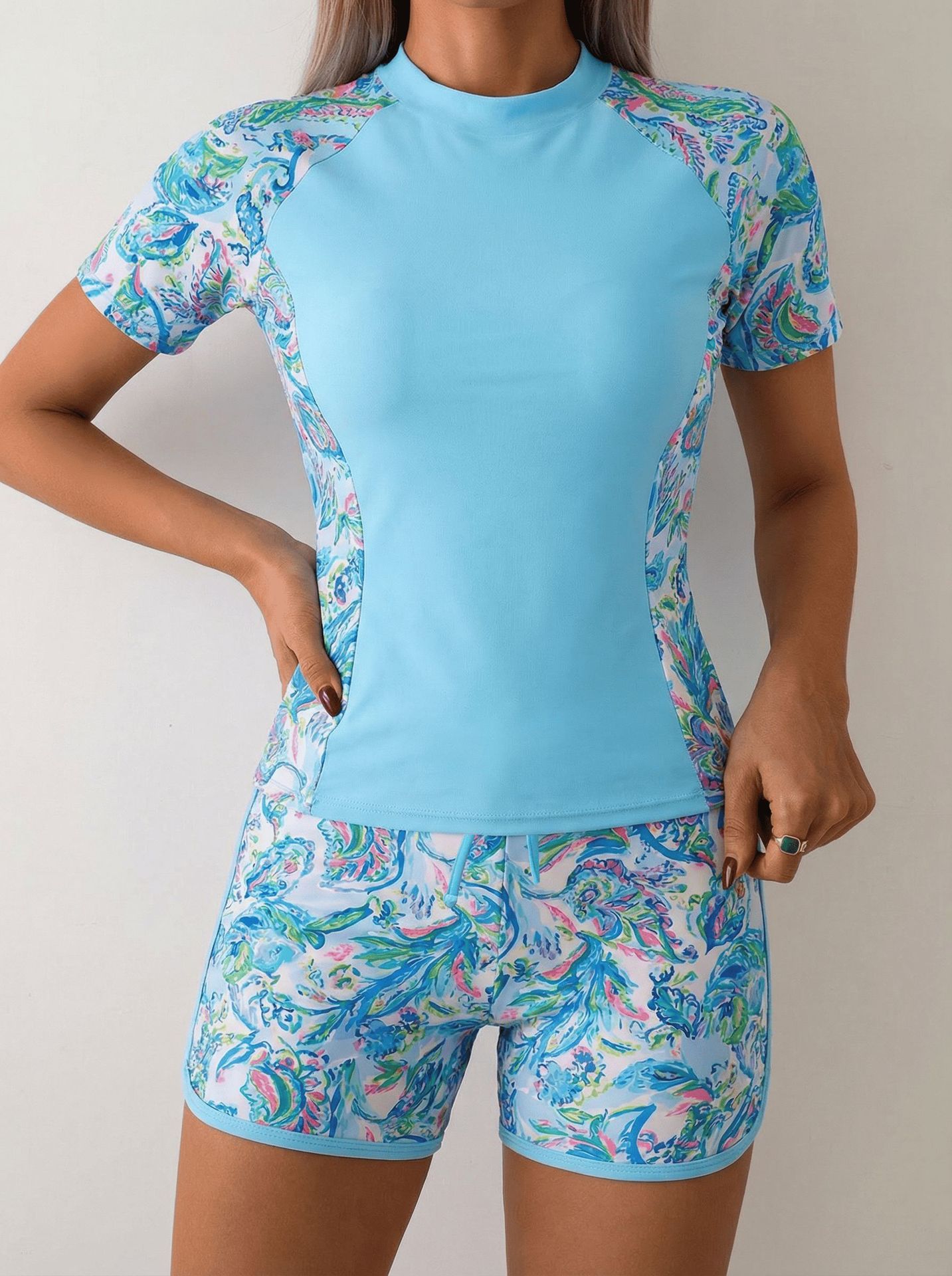(image for) Women Short Sleeve Rash Guard Set, Conservative Two Piece Swimsuit with Shorts, Surfing Bathing Suit S-XXL