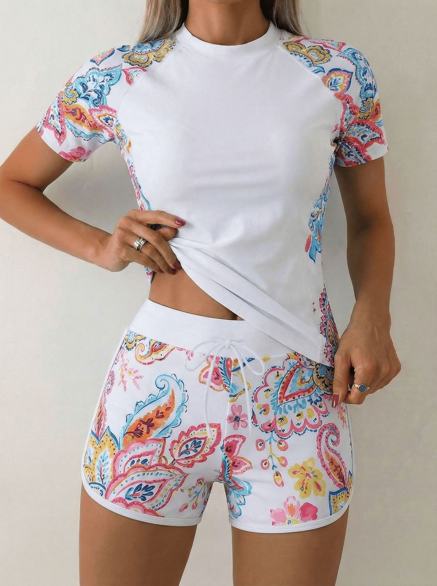 (image for) Women Short Sleeve Rash Guard Set, Conservative Two Piece Swimsuit with Shorts, Surfing Bathing Suit S-XXL