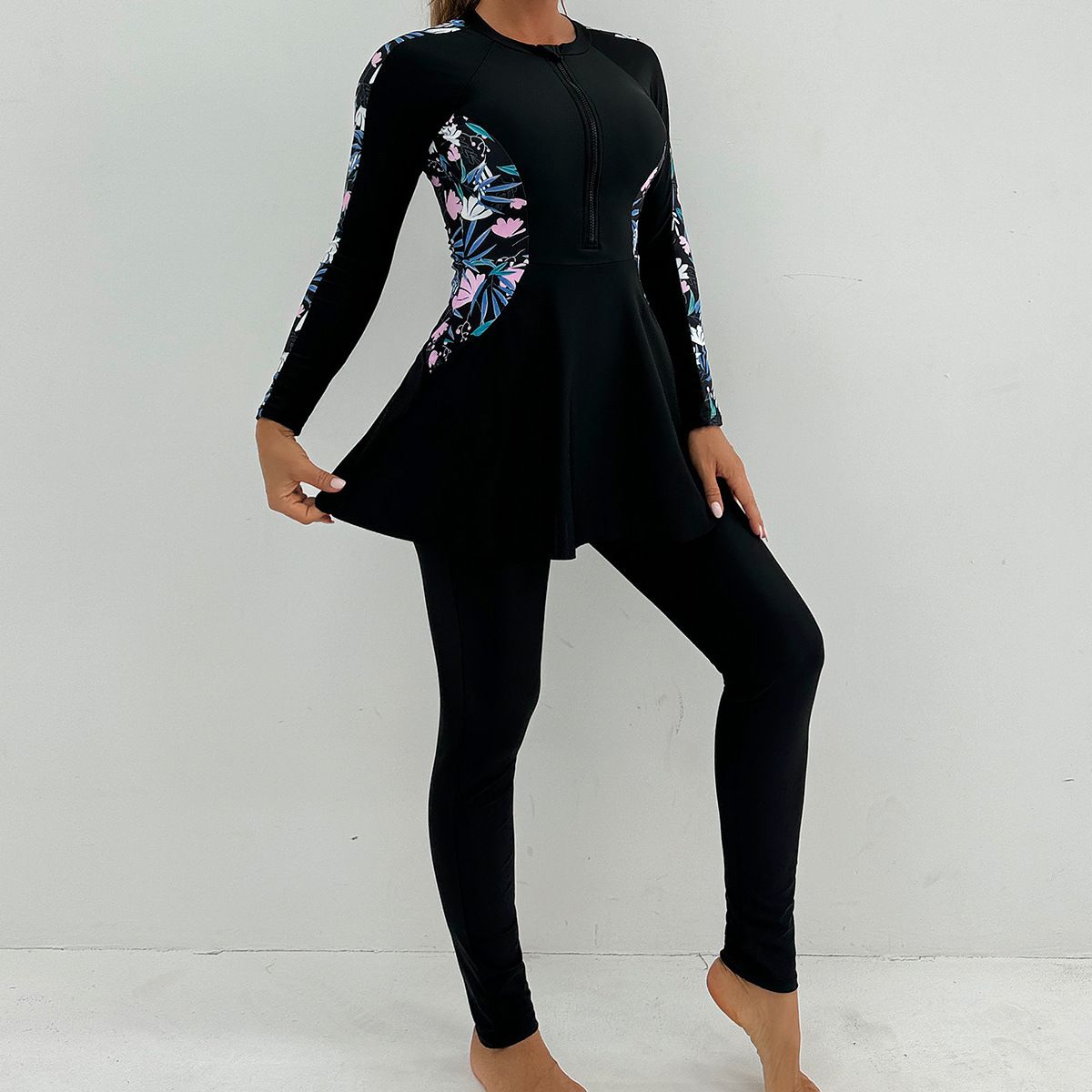 (image for) Women Modest Burkini Swimsuit Long Sleeve Zipper Full Coverage Muslim Swimwear