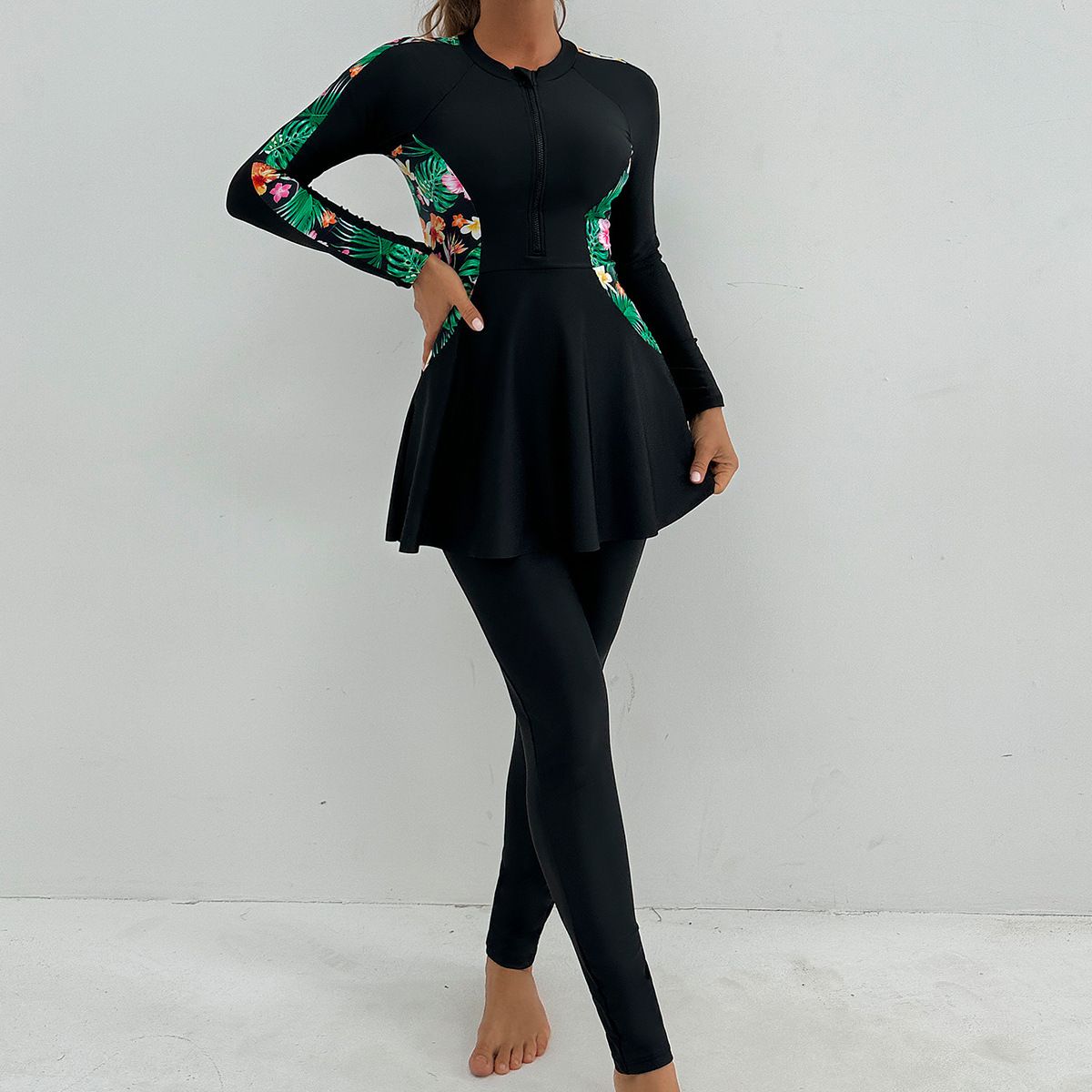 (image for) Women Modest Burkini Swimsuit Long Sleeve Zipper Full Coverage Muslim Swimwear
