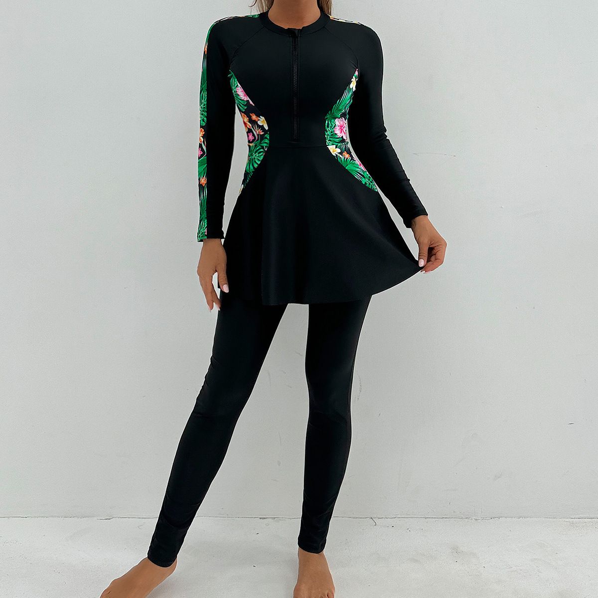 (image for) Women Modest Burkini Swimsuit Long Sleeve Zipper Full Coverage Muslim Swimwear