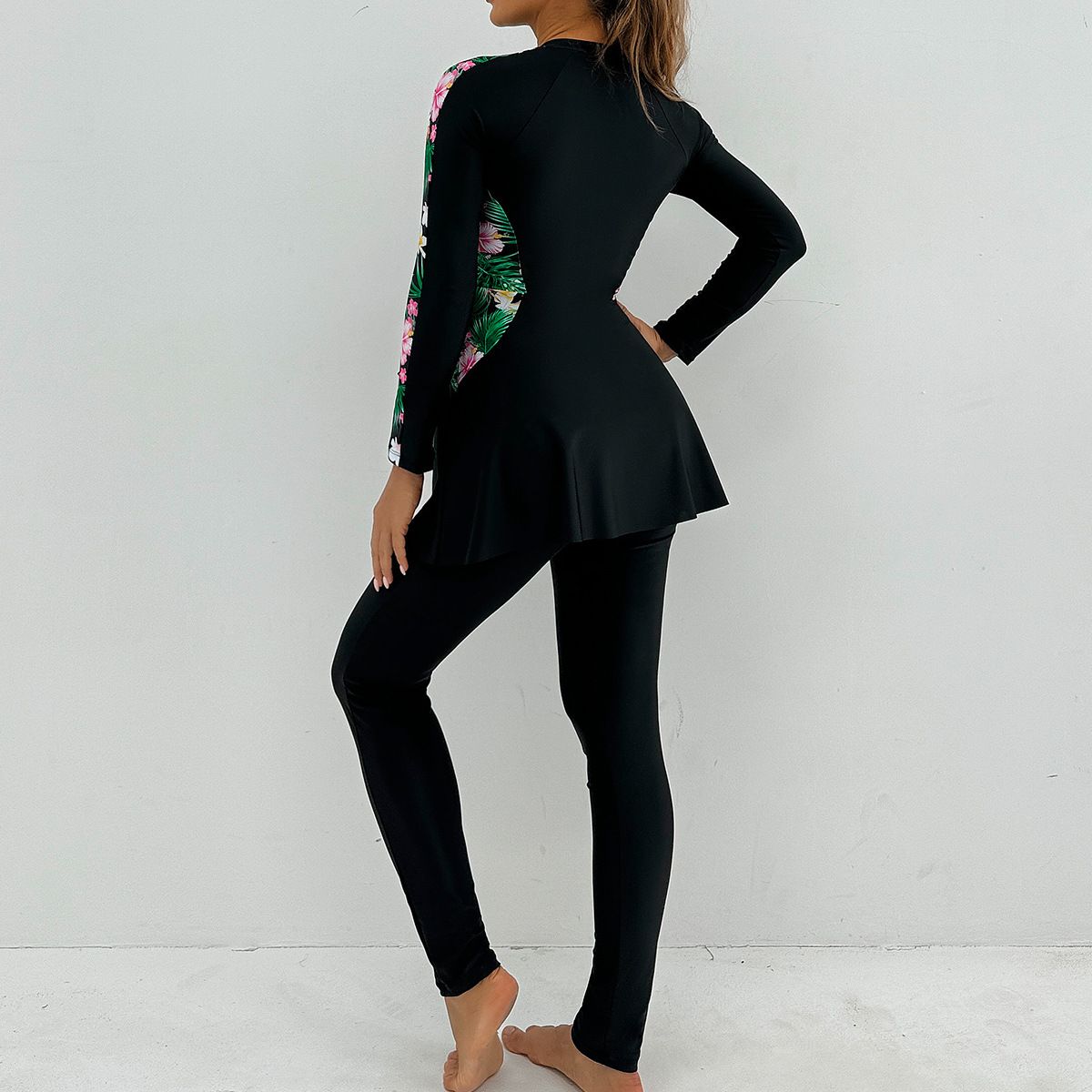 (image for) Women Modest Burkini Swimsuit Long Sleeve Zipper Full Coverage Muslim Swimwear