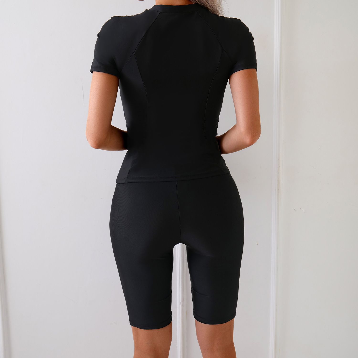 (image for) New Women Short Sleeve Split Sports Swimsuit Ladies Surfing Suit Set