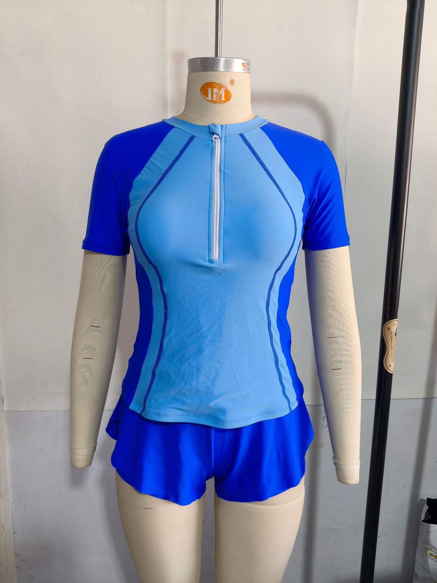 (image for) Women's 2-Piece Short Sleeve Half-Zip Rash Guard Swimsuit Set High Waist Boyshort Padded No Underwire Modest Sporty Sun Protection Surfing Swimwear