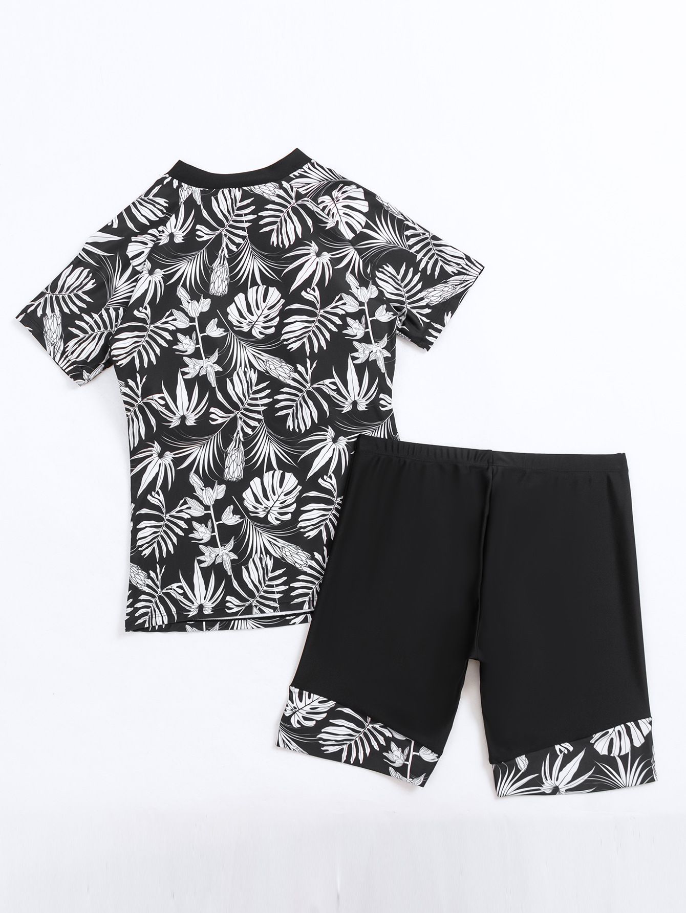 (image for) Women's Short Sleeve Printed Split Swimsuit Set, Conservative Surfing Rash Guard