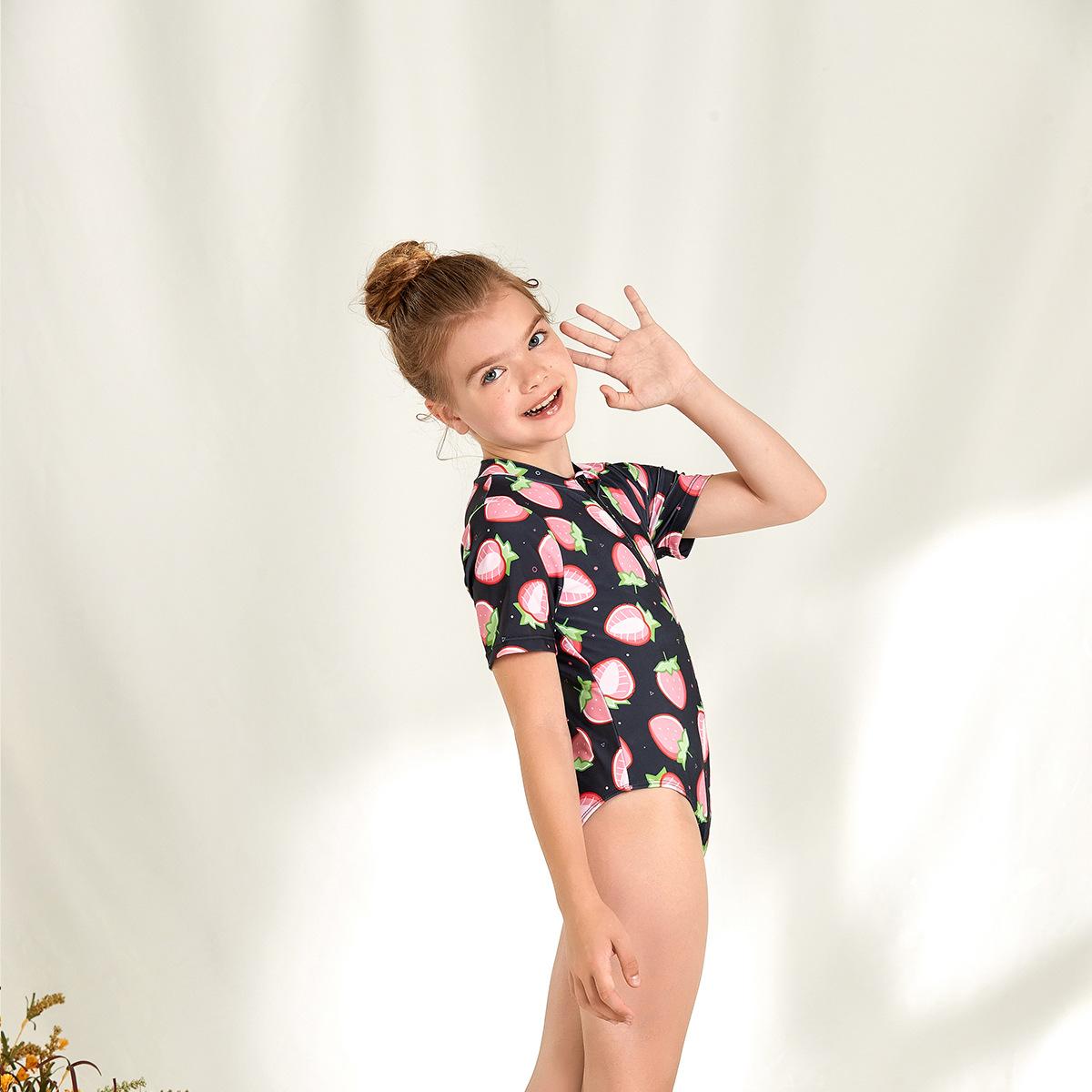 (image for) Girls Short‑Sleeve One‑Piece Rash Guard Swimsuit Strawberry Print Kids Surfing Diving Suit 130‑160