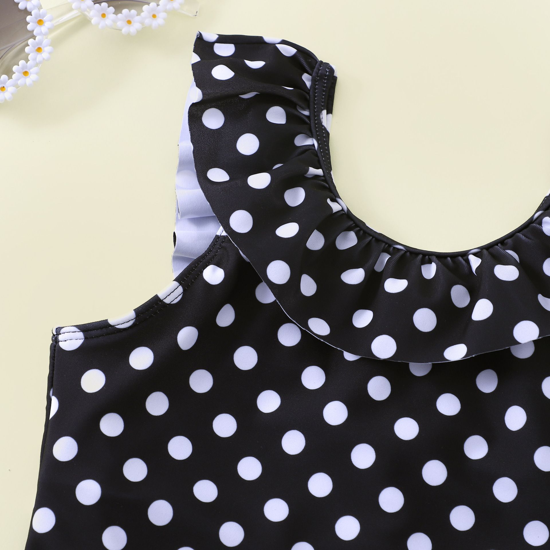 (image for) Girls Polka Dot One‑Piece Swimsuit Ruffle Shoulder Kids Bathing Suit 130‑160