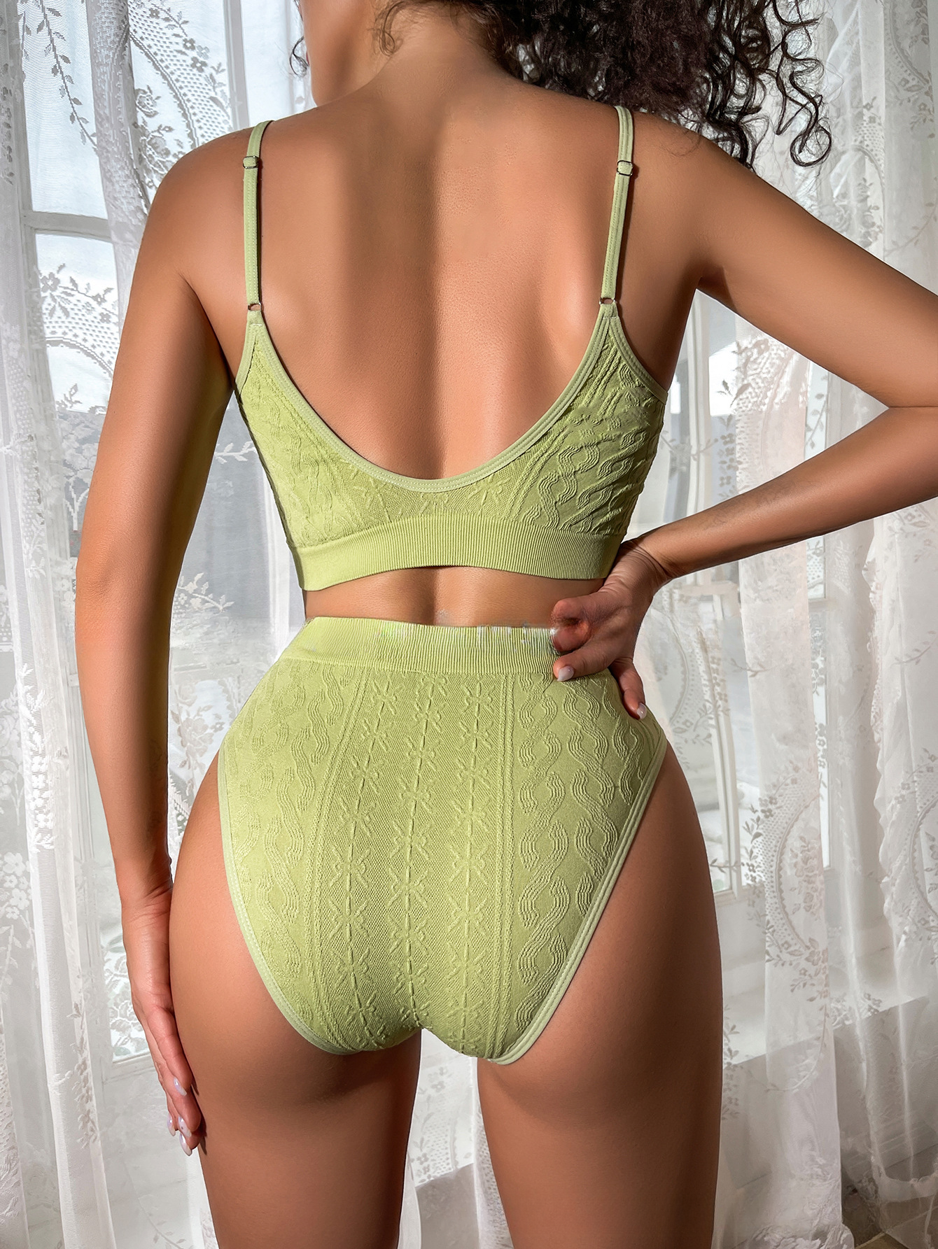 Popular bra set, slim-fitting vest and briefs pajamas two-piece set, women's home wear