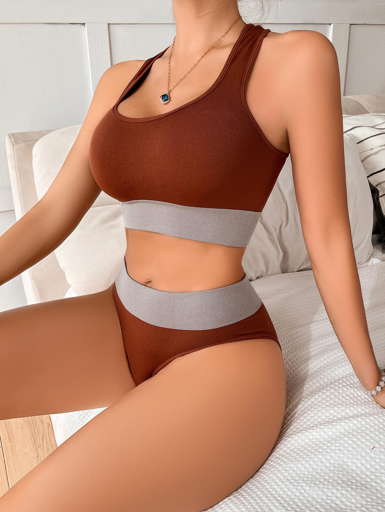 (image for) Women's French Style Colorblock Seamless Racerback Bralette Set Wireless Soft Comfort Casual Active Loungewear Lingerie